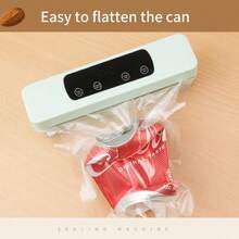 二合一便携式手持电动真空封口机，适用于干湿食品的储存和真空密封，实现食品长期保鲜，设计紧凑易用，方便携带，适用于餐厅、厨房、健身器材保鲜。