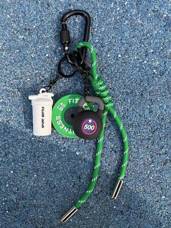 Llavero de fitness, llavero de bolsa de gimnasio de colores para amantes del fitness, llavero de gimnasio motivacional, llavero de entrenamiento, regalos, llavero desmontable de placas de barra, llavero de tazas de agua, llavero de mancuernas de simulación, serie de fitness de dopamina creativa, colgante