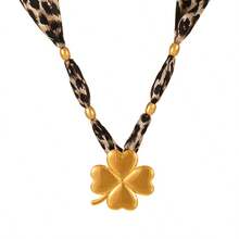 1pc Sexy Fashion Leopard Print Silk Scarf Necklace Titanium Steel Heart Four-Leaf Clover Star Bead Necklace For Women Perfect For Outings, Parties, And Everyday Wear 18K Gold-Plated Elegant And Versatile Women Jewelry Leopard Print Jewelry Gift Valentine's Day Gift