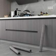 1 Roll Of Gray-Black Wood Grain Self-Adhesive Wallpaper-Waterproof, Oil-Proof, Easy To Clean, Removable Wallpaper, Self-Adhesive Contact Paper, Various Sizes, Kitchen Decoration Countertops, Cabinets, Desktops, Chairs, Furniture Renovation And Decoration Masking Paper, Wall Decoration, Home Decoration, Bedroom Decoration, Room Decor Bedroom