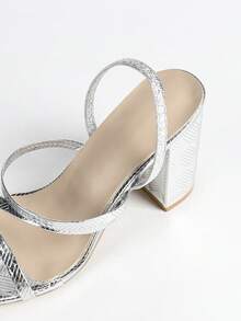 Zapatos de tacón alto plateados para mujer, tacón cuadrado grueso, tacones altos versátiles, cuero suave, cómodos, adecuados para diversas ocasiones, atuendos de primavera y verano - Plateado - Ver 6