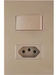 Conjunto Interruptor 1 tecla simples + tomada 20a Recta Marrom Claro Fosco blux tamanho 4x2 para embutir na parede conjunto completo placa modulo suporte - Caramelo - Visão 5
