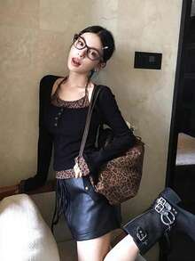 Women's U-Neck Backless Long Sleeve T-Shirt, American Sexy Style, Leopard Print Patchwork Button Design, Fashionable & Casual Fitted Cropped Top For Spring/Autumn