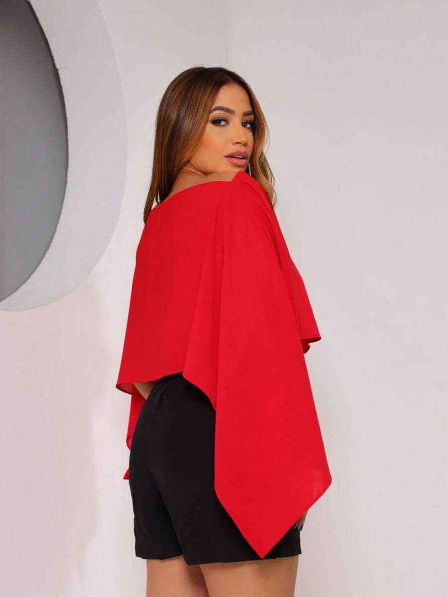 Boho Chic Blouse With Inner Bandeau Top - Women's Multi-Way Cape - 紅色 - 查看 1