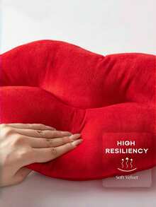 嘴唇造型抱枕，仿兔毛材质，柔软可爱，情人节必备！这款嘴唇造型装饰抱枕非常适合摆放在情人节沙发、卧室、客厅等家居场所，是送给爱人的情人节礼物。 - 紅色 - 查看 2