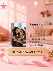 个性化亚克力相框，可定制日历设计，家居装饰礼品，适合送给家人、情侣、男朋友、女朋友，可作桌面摆件、家居装饰、结婚礼物、母亲节毕业礼物、返校礼物、送给同学和老师的礼物、圣诞礼物等。 - 彩色 - 查看 5