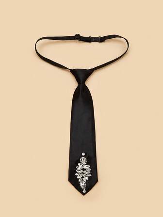 1 pieza Corbata negra decorada con rhinestones de moda