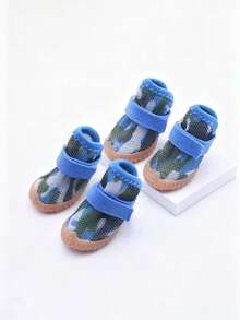 4件套宠物户外鞋，猫鞋，狗鞋，小型宠物鞋，透气鞋套，适合泰迪犬、博美犬、比熊犬、雪纳瑞犬等小型宠物外出时防止弄脏和滑倒