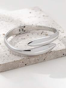 4件套简约时尚金色花卉几何水滴线条手链、戒指、耳环首饰套装，适合女性，厚实光滑的金属和锌合金材质。 - 銀色的 - 查看 14