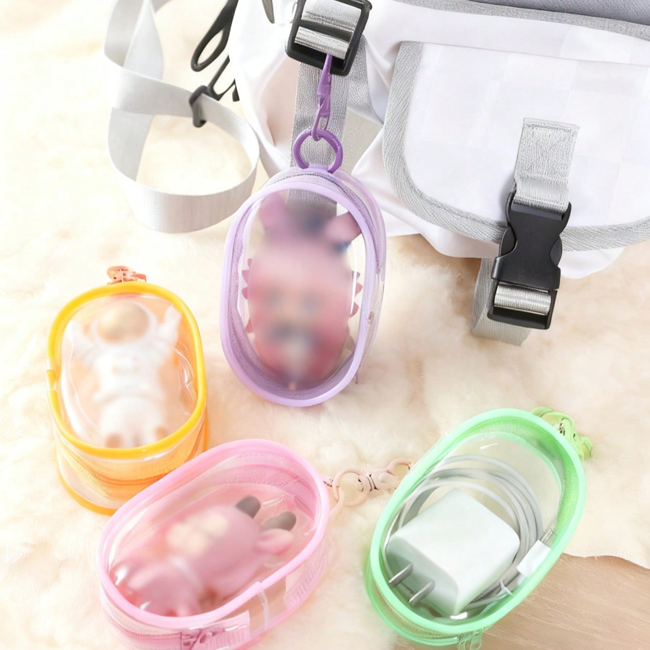 Portable Mini Transparent Zipper Storage Bag, Small Multi-Functional Organizer Pouch, Earphone & Charger Organizer With Keychain, Transparent Travel Accessories, Black & White Options, Delicate & Compact, Suitable For Storing Small Items, Can Be Used As Cable Organizer, Bracelet Pouch, Cosmetic Bag, Transparent Doll Display Bag, Cute Bag Charm, Backpack Pendant, Car Key Chain