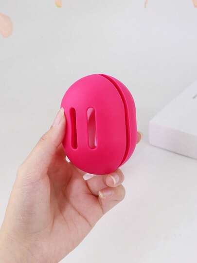 1pc Makeup Sponge Storage Box, Made Of Breathable Silicone Material, Travel Essential, Shatterproof Makeup Sponge Travel Case, Suitable For All Sponges, Hygienic And Portable