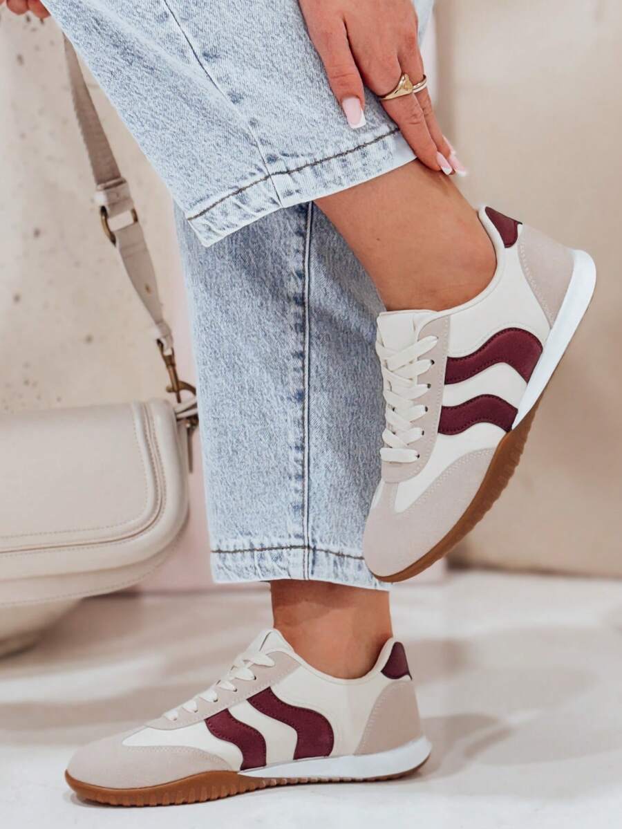 Women's sports sneakers made of faux suede and faux leather, lightweight shoes with a rubber sole, classic lace-up casual shoes, perfect for everyday urban, sporty and semi-elegant stylesue for fort who styleho - 酒紅色 - 查看 1