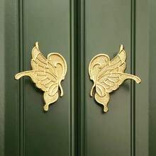 Vintage French American Butterfly Brass Pull Handle, Gold Color Drawer Cabinet Wardrobe Door Knob, Single Hole, Retro European Neoclassical Style With Butterfly Pattern, Including Installation Hardware, Suitable For Wardrobe Doors, Luxury Home Decor | Exquisite Cabinet Knob | Polished Metal, Cabinet Decorative Hardware - Gold - View 3