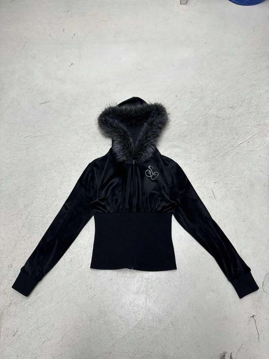 Płaszcz nieprzemakalny - Zdjęcia z prawdziwego zdarzenia - Zobacz 1