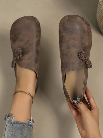 أحذية نسائية مسطحة ذات نعل ناعم مزينة بفيونكة، ذات تصميم عصري وقابلة للاستخدام في الربيع والخريف، مقاسات كبيرة مريحة