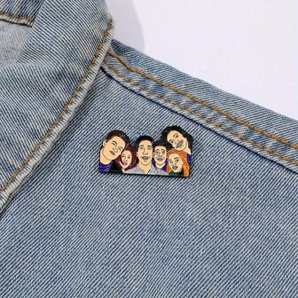 华纳兄弟创意卡通胸针，趣味朋友珐琅别针金属徽章，饰品服装背包配饰礼品