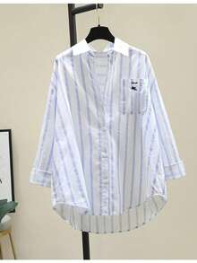 Casual Commuter Striped Front Button Pocket Shirt, Autumn - White Background With Blue Stripes - View 3