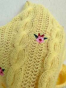 Plus Size Women Casual Floral Embroidered Cardigan, Round Neck Single-Breasted Sweater, Suitable For Spring, Autumn, Vacation , Elegant Wear, Holiday , Casual Top, Floral Top - Yellow - View 5