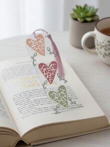 Bookmarks - Clear - View 1