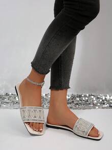 Sandales de plage ornées de strass, style coréen, pantoufles légères de luxe à enfiler pour femmes, mules décontractées d'été pour vacances, antidérapantes, surdimensionnées, tongs mode pailletées pour intérieur et extérieur - Beige - Voir 3