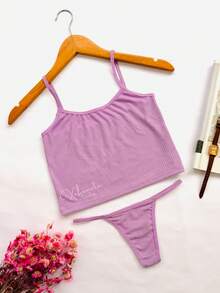 Roxo empoeirado