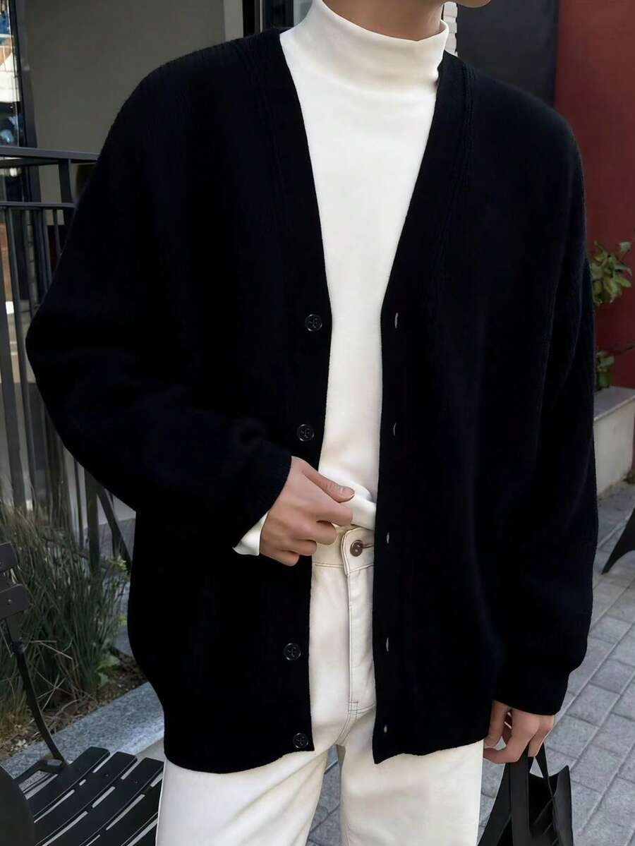 1件青少年男童简约舒适休闲百搭纯色针织开衫毛衣，厚实保暖，适合春、秋、冬三季穿着。 - 黑色 - 查看 1