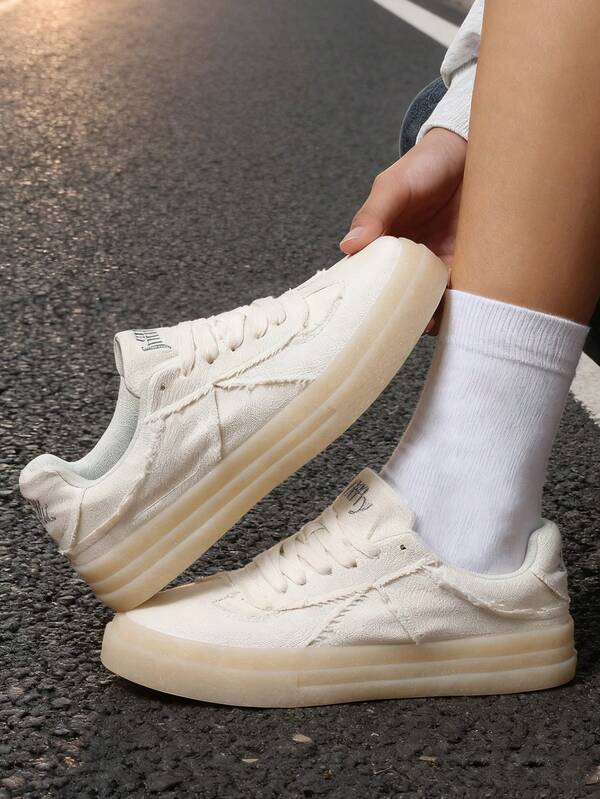 Dicksohlige weiße Sneaker für Damen, Neue Mode Lässig Sportschuhe Herbst/Winter 2025, vielseitige Plateau-Schuhe