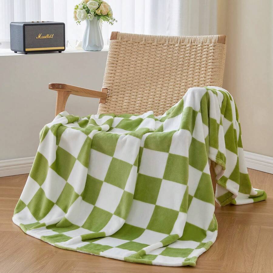 Checkered Throw Blanket For Couch, Soft & Cozy Fleece Flannel Blanket With Checkerboard Grid Home Decor, Checkered Green - Green - View 1