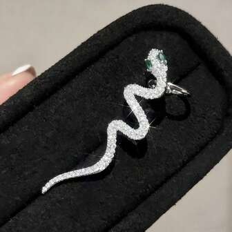 绿眼蛇耳骨夹，独特个性化水钻耳环，优雅奢华的女性饰品