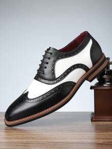 1双男士撞色镂空布洛克系带低帮鞋，PU皮革鞋面，橡胶鞋底，舒适百搭，适合休闲、商务和正式场合穿着。 - 黑色 - 查看 8