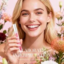 10毫升*5瓶花果香型香薰礼盒套装，包含香薰喷雾和空气清新剂，可作为节日礼物或生日纪念品赠送给朋友、家人和长辈。小巧便捷，易于携带，香味持久。