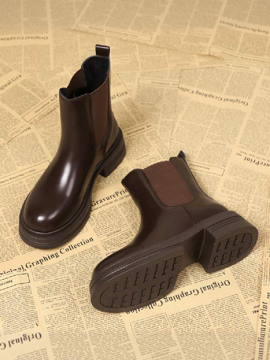 2025 Winter Neue Damenschuhe, Winter Damenstiefel, modische vielseitige Lässig Damenschuhe, Damen Ankle Boots, Chelsea Damen Ankle Boots, elastische Damenstiefel, Damen Arbeitsschuhe, Damen Stiefel mit elastischem Banddesign, leichte bequeme nicht ermüdende Ankle Boots, Klassische braune Stiefel mit dicker Sohle - Braun - Übersicht 1