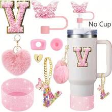 8 Stück Zubehör für 40oz & 30oz Becher, inklusive Strohhalm-Deckel, auslaufsicherer Silikonverschluss, Silikonmanschette, Buchstabenanhänger-Kette, Aufkleber, Herz-Haken, Herz-Pompon-Haarball-Anhänger, für Camping, ideales Valentinstags-Geschenk, Muttertags-Geschenk (ohne Becher)