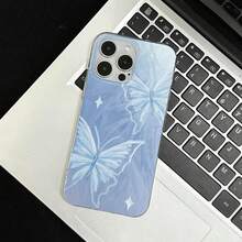 Funda Blue Butterfly Dream para  17,  16 Pro Max,  15 Pro Max,  13 y  12. Fabricada en TPU resistente, con diseño a prueba de golpes y caídas. Su impresionante diseño artístico de mariposas le da un toque de elegancia y estilo, convirtiéndola en el regalo perfecto para amantes de la moda, familiares y amigos. - transparente - Ver 3
