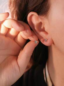 一对简约几何蓝色方形锆石耳钉，毕业礼物、送给妈妈、朋友、独立日礼物 - 彩色的 - 查看 3