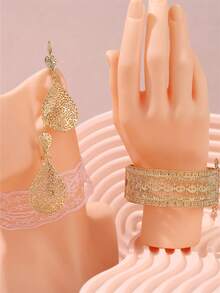 1 Set Vintage Style Evil Eye & Lucky Eye Hollow Carved Bangle Bracelet Matched With Teardrop Pendant Earrings, Middle Eastern Wedding Party Festival Jewelry Set