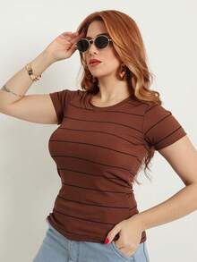 Women's Striped Ribbed Polyester T-Shirt With A Soft Touch - 棕色條紋 - 查看 2