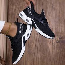 Cómodos zapatos deportivos casuales para mujer, oferta especial, transpirables, para otoño, suela antideslizante, parte superior de malla, adecuados para ir al trabajo, actividades al aire libre, ejercicio, senderismo, tenis y caminar - Negro, regalo del Día de San Valentín para mujeres, cómodos, oferta especial, suela blanda seleccionada, asequible, adecuados para la playa, vacaciones, campamento, caminata casual, zapatos deportivos para senderismo - Negro - Ver 3