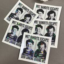 1/3 Pcs "Wet Bandit Escape! Harry And Marv" Vinyl Sticker - Waterproof Matte Car Decal Featuring Classic Characters From "Home Alone", Outdoor Sticker | Humorous Theme | Adhesive Sticker - Multicolour - View 18