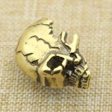 1 pieza de hebilla de tela de fragmento de calavera rota de latón, accesorios de joyería, hebilla de decoración de joyería, hebilla de cuatro botones, hebilla cubana, botón de latón roto sombreado, hebilla de fortuna afilada, accesorios de joyería, adorno de decoración, hebilla de cuatro botones, hebilla cubana - 1 - Ver 3