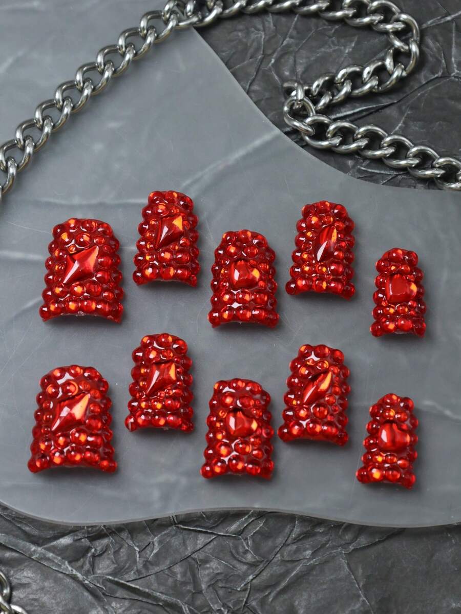 CrystalHola Unhas Postiças de Natal - Conjunto com 10 peças, feitas à mão, incluindo unhas francesinhas, unhas curtas estilo bico de pato, unhas com cobertura total e strass vermelho, unhas brilhantes para as festas de fim de ano e nail art luxuosa. Estilo anos 2000, perfeitas para festivais de música, festas e uso diário. Ideais para o outono e inverno, um ótimo presente para meninas e mulheres. Também perfeitas para o Ano Novo.