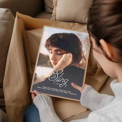 1pc Charm Classic Singer C-Clairo Poster Coffee House Bar Posters Canvas Painting Wall Arts Room Decor Wall Arts Living Room Decor Office Decor Bedroom Decor Kitchen Decor Wall Decor Home Decor Posters Unframed