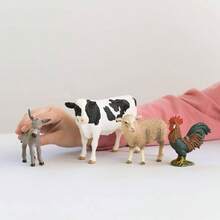 Farm World - Juego de iniciacin, Incluye 4 Juguetes coleccionables de Animales de Granja, Vaca, Oveja, Potro de Burro y, Juguetes de Animales de Granja para nios a Partir de 3 aos - Caja actual - Ver 3