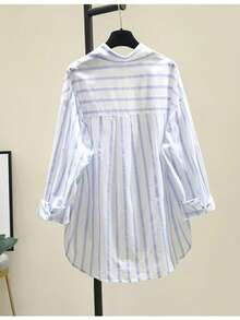 Casual Commuter Striped Front Button Pocket Shirt, Autumn - White Background With Blue Stripes - View 2