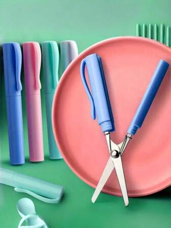 Tijeras portátiles con forma de bolígrafo, una herramienta de corte multifuncional, con un mango de moda y un diseño de soporte de bolígrafo creativo - Adecuado para uso manual, de oficina y al aire libre. Es un regalo ideal para Navidad, Halloween, Nochevieja y cumpleaños (todo el año).