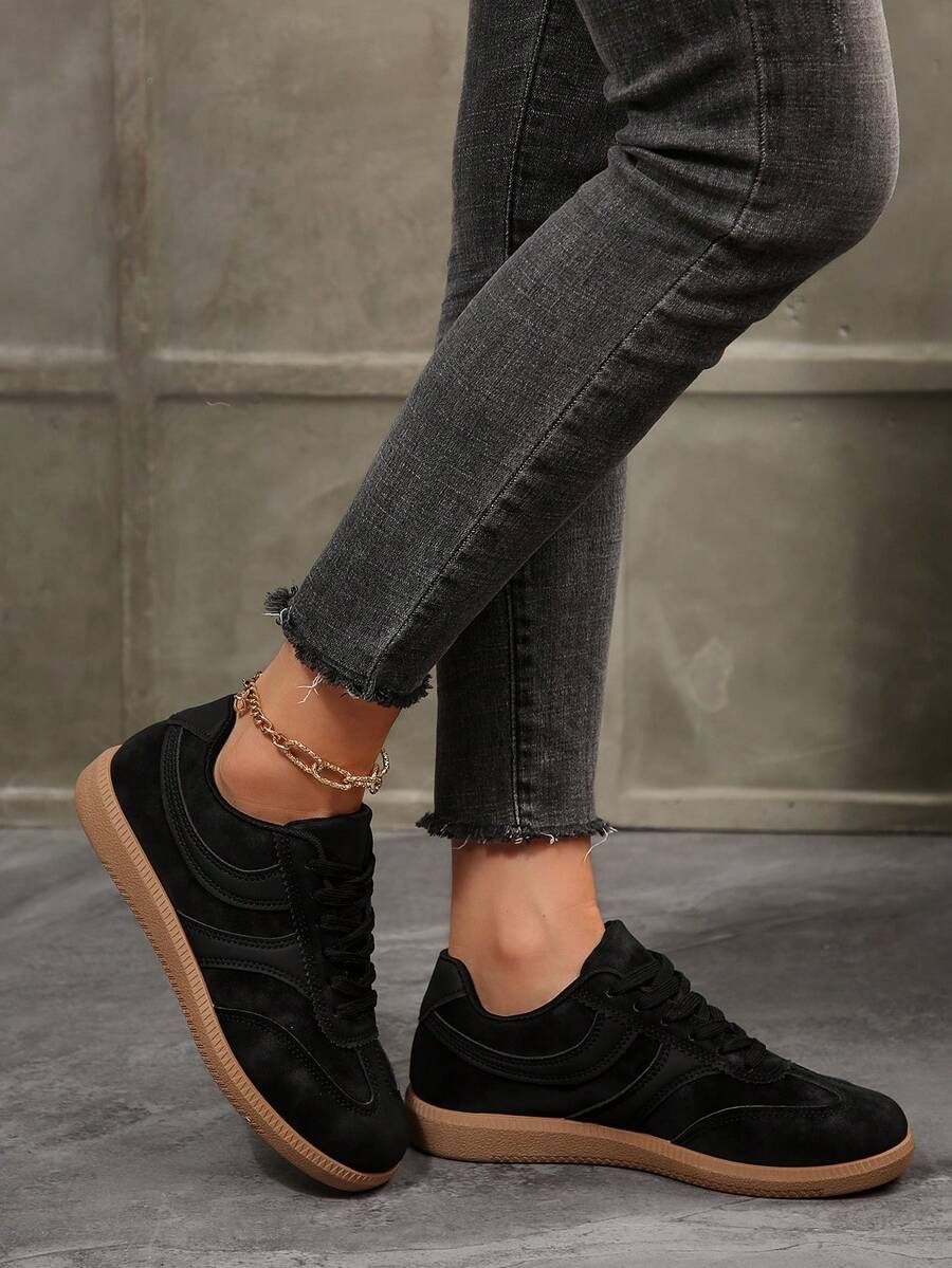 Student Fashion Lace-Up Low-Top Sneakers, Casual Campus Shoes For Teenage Girls - Black - View 1