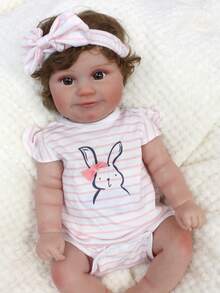 18英寸麦迪女婴柔软重生娃娃玩具，逼真植发，自然外观，微笑表情，配有服装和配饰，解剖结构精准，是理想的礼物，您可以自己修剪头发，打造属于您自己的重生娃娃。 - 彩色 - 查看 6