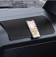 Alfombrilla Antideslizante para Coche, Almohadillas de PVC Antideslizantes, Resistentes al Calor, Soporte para Teléfono y Gafas de Sol en el Tablero del Coche, Estilo Interior - Negro - Ver 7