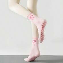 1双专业防滑瑜伽袜，可爱蝴蝶图案，舒适中筒袜，适合户外休闲、跑步、普拉提、舞蹈、室内运动和健身，四季皆宜。 - 粉色 - 查看 4