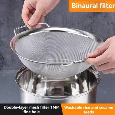 1个重型米篮 - 不锈钢双耳设计，带细网筛，适用于米饭、扁豆、豆类、意面 - 易于倾倒的手柄 - 适用于家庭厨房、餐厅、烧烤 - 易于清洁且经久耐用，可用作意面滤网，外观时尚，高品质厨具，食物滤网，符合人体工程学的手柄，结构坚固，厨房必备工具